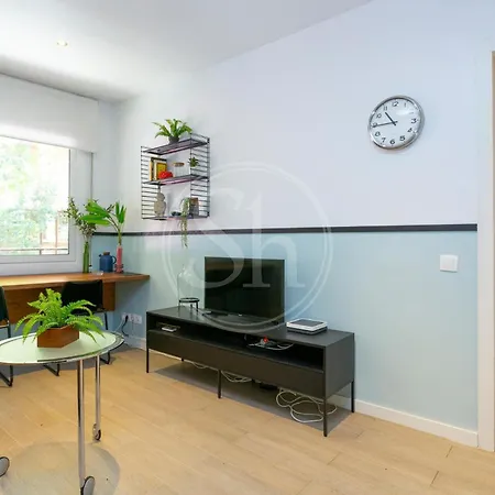 Apartment Precioso En Les Corts Barcelona